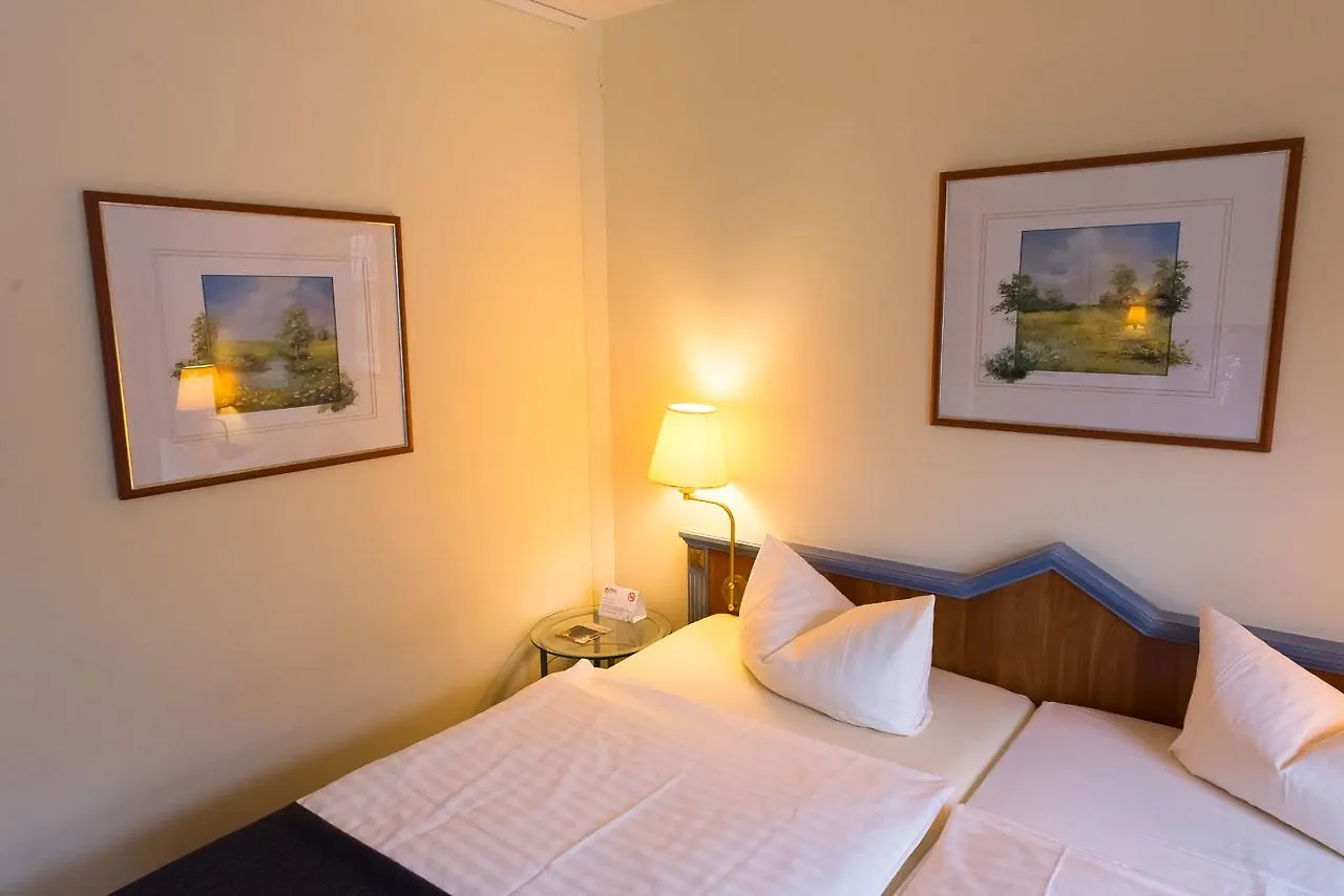 4Mex Inn München 4*,